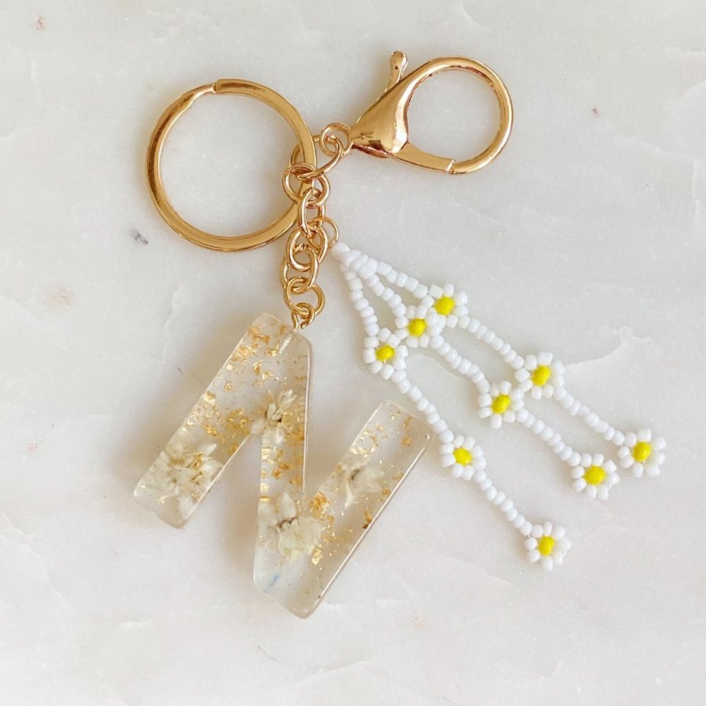 Baby Daisy Initial Key Chain - Picture 14 of 16